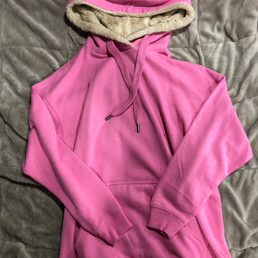 NWOT Women’s Aerie Pink Fur Hoodie size XS
